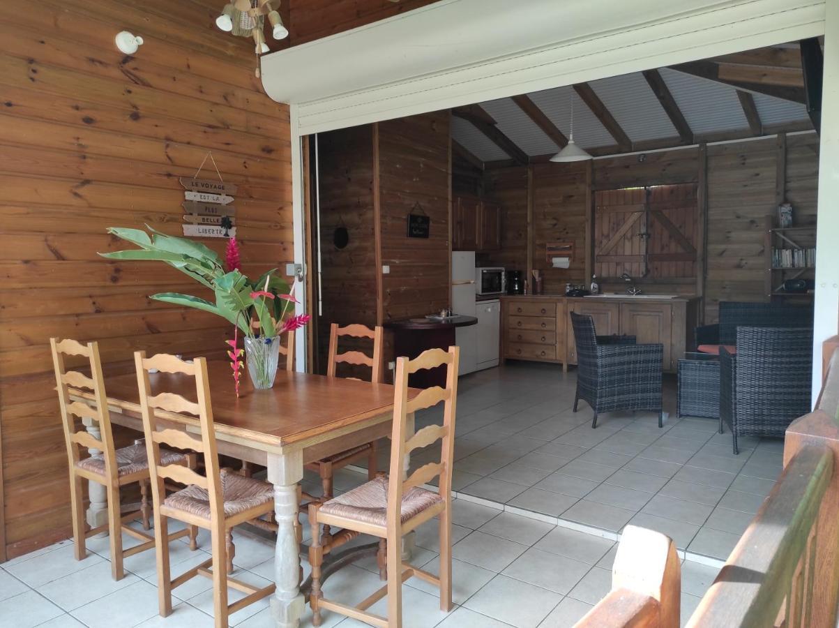 Le Tri Haut De Bellevue - Bungalow Colibri Pointe-Noire Exterior photo